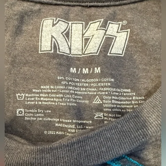 KISS Graphic Tee- Size Medium - Picture 3 of 3